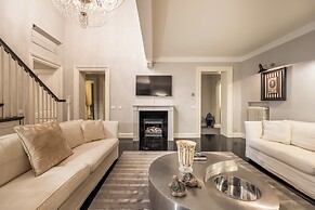 Acciaiuoli Luxury Suite by MMega
