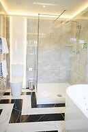 Walton View Hotel