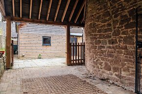 The Cowshed - Stunning 1 Bedroom Cottage