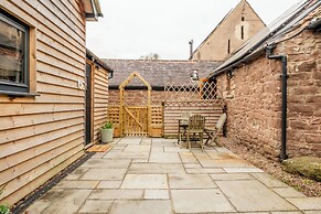 The Cowshed - Stunning 1 Bedroom Cottage