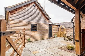The Cowshed - Stunning 1 Bedroom Cottage