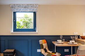 The Cowshed - Stunning 1 Bedroom Cottage