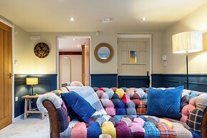 The Cowshed - Stunning 1 Bedroom Cottage