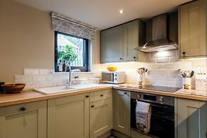 The Cowshed - Stunning 1 Bedroom Cottage