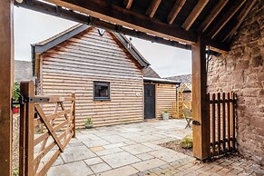The Cowshed - Stunning 1 Bedroom Cottage