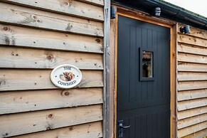 The Cowshed - Stunning 1 Bedroom Cottage