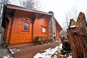 Ardennes Chalet With Balcony, Sauna