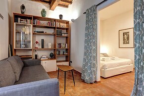 Stufa Apartment by Mamo Florence