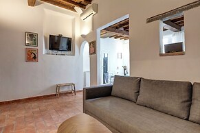 Stufa Apartment by Mamo Florence