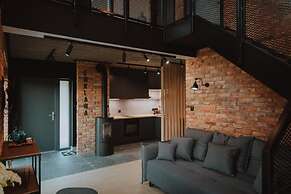 Large Holiday Home With a Jacuzzi on the Terrace