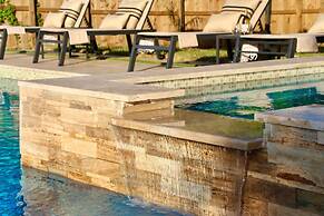 Fox Garden-heated Pool-spa- Boho-downtown Beach