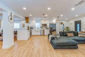 Fox Garden-heated Pool-spa- Boho-downtown Beach