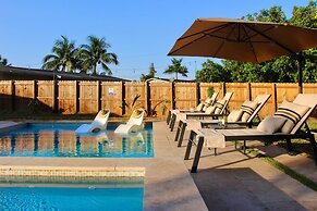 Fox Garden-heated Pool-spa- Boho-downtown Beach