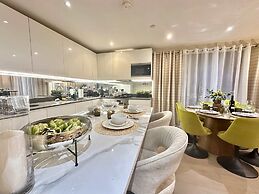 Contemporary Bromley Penthouse With Balcony