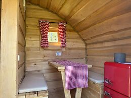 Eifelhutte auf dem Campingpark