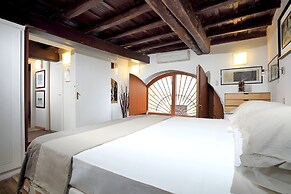 Dal Charming and Modern Ground Floor Loft