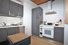 Dal Charming and Modern Ground Floor Loft