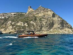 Sardinian Pearl Retreat-Beach House