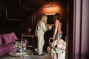 Hotel Morado