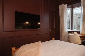Hotel Morado