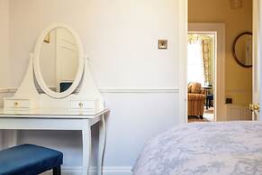 Stunning 1 Bedroom Flat in Central Bath