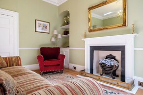Stunning 1 Bedroom Flat in Central Bath