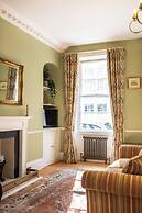 Stunning 1 Bedroom Flat in Central Bath