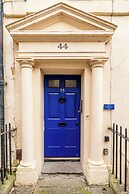 Stunning 1 Bedroom Flat in Central Bath