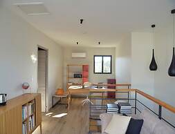 Gorgeous Mansion for 6 in Barjac