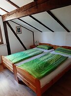 Zentral Gelegene Ferienwohnung mit Garten