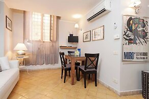 Apartments Via Giulia