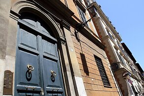 Apartments Via Giulia