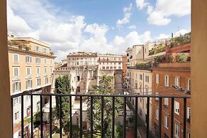 Apartments Via Giulia