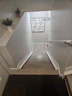 Elegant Private Suite in Edmonton North