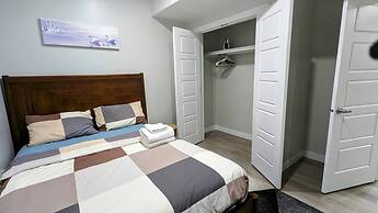 Elegant Private Suite in Edmonton North