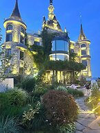 Bay Four Seasons Castle Hotel