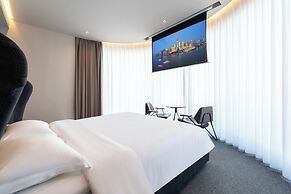 Bay Four Seasons Castle Hotel