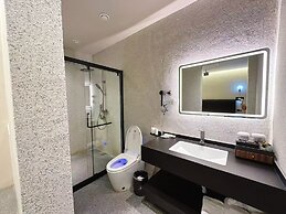 Bay Four Seasons Castle Hotel