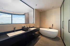 Bay Four Seasons Castle Hotel