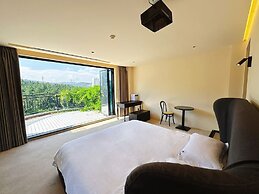 Bay Four Seasons Castle Hotel