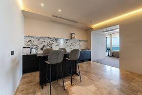 Bay Four Seasons Castle Hotel