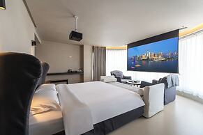 Bay Four Seasons Castle Hotel