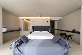 Bay Four Seasons Castle Hotel