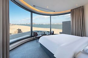 Bay Four Seasons Castle Hotel
