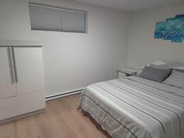 Quiet Haven - One-bedroom Suite