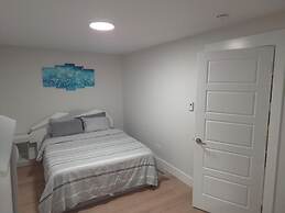 Quiet Haven - One-bedroom Suite
