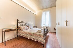 Elisa's Flat - 5 min from Train Station