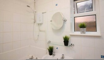 Southampton House - 2 Bedroom Accommodation