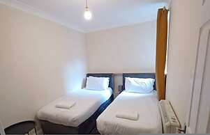 Southampton 2-bedroom House