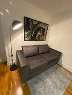 Stylish 2BR Serviced Apartment in Bedford Centre 4